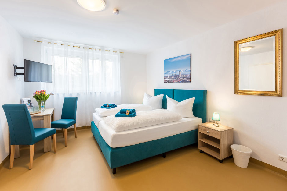Doppelbett Inexpensive hotel in Munich